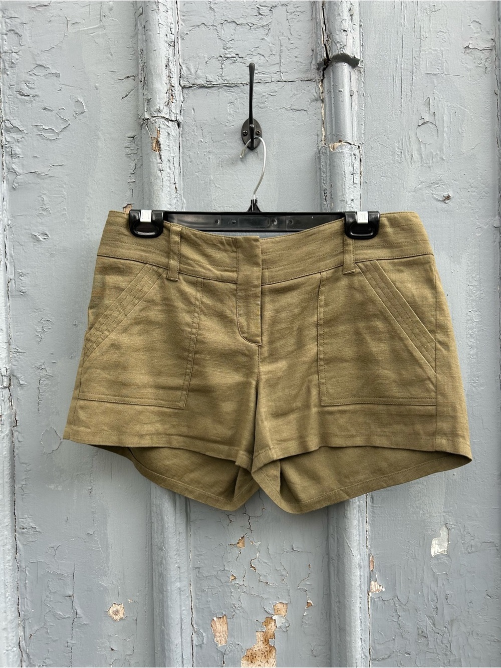 Theory linen cotton khaki shorts, size 6